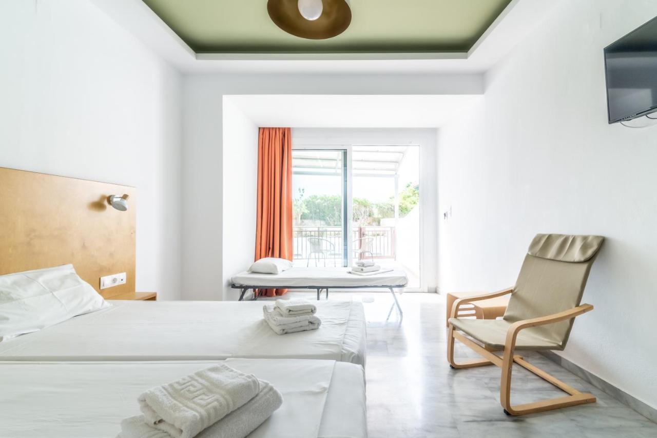 Hotel Of Lillies